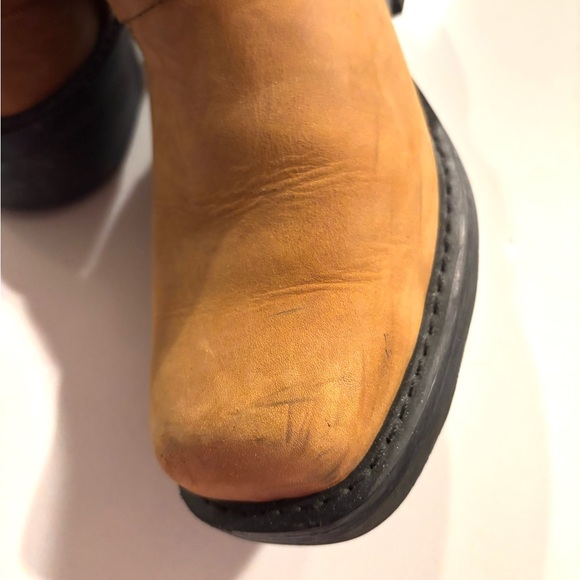 Men's Tan Leather Boots - Picture 4 of 9